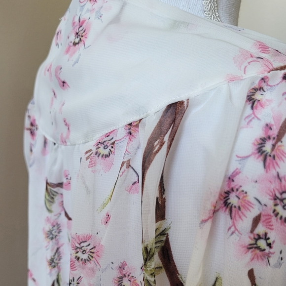 Cherry Blossom Maternity Wrap Shawl with Fringe Hem NWT - Picture 9 of 10